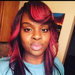 Meet your Posher, Denisha